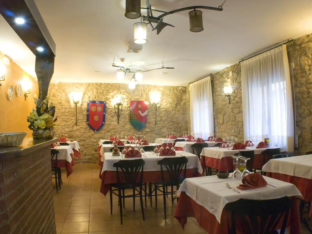 Fonda Bohemia Riuot Aparthotel Montblanc Εξωτερικό φωτογραφία